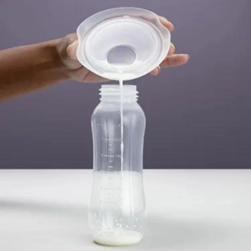 Elvie Catch Breast Milk Collection Cups, Leak-Free, Reusable, and Easy to Clean, Set of two, EA01-01 - Image 4
