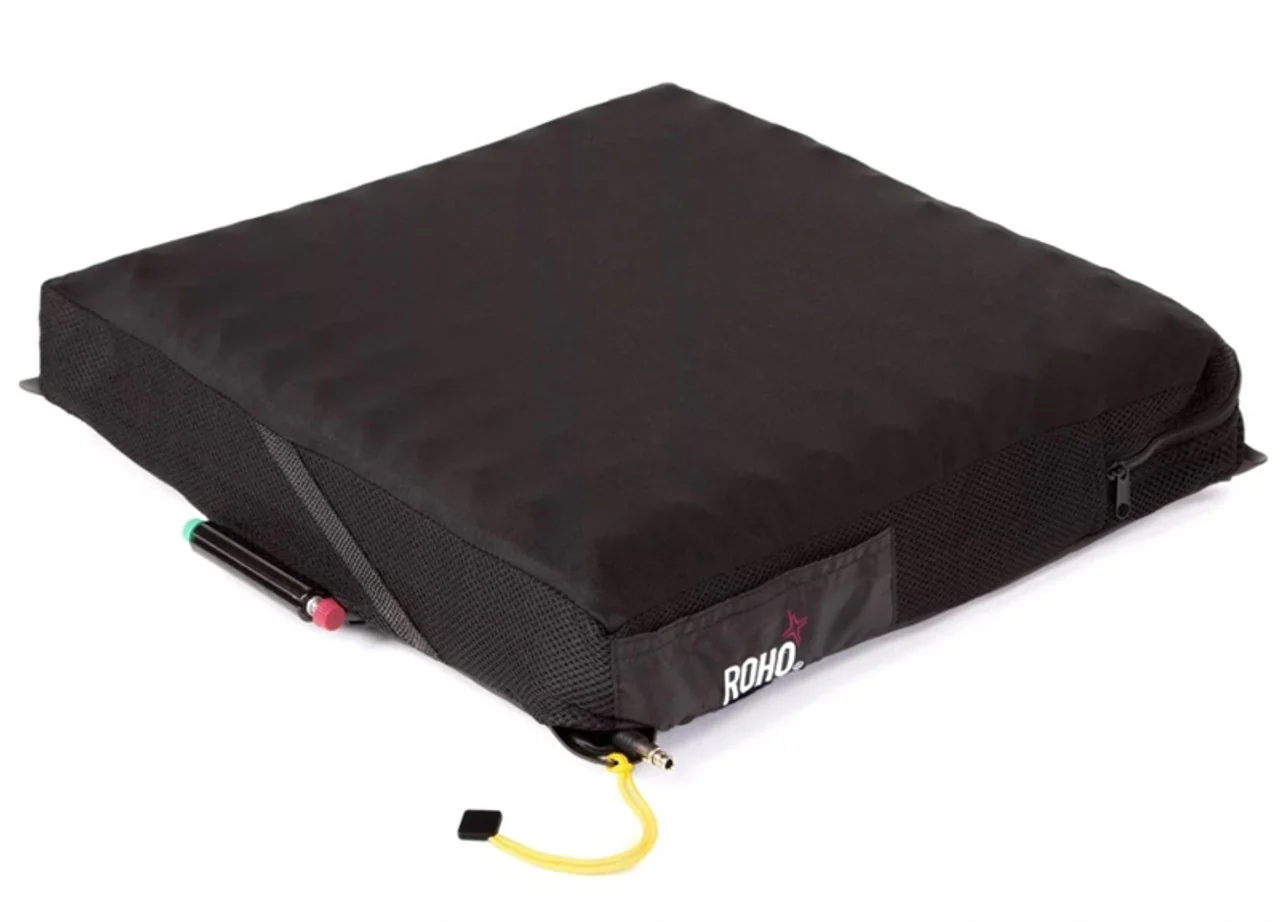 ROHO Quadtro Select Cushion, Mid Profile, 10 x 11 Cells, 18" x 20" x 3" - Image 3